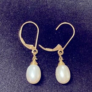 14K Dangling Pearl Earrings w/ Sapphire